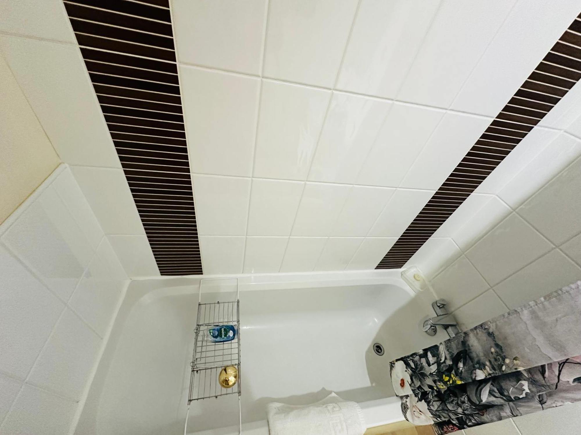 Lovely Double Room With Private Bathroom And Double Room With Shared Toilet & Parking Free Edinburgh Exterior photo